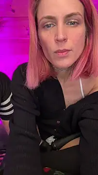 DanaeJustine online show from February 6, 5:27 pm