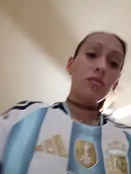 Snapshot of Zorrita_Fox chatting on June 7, 12:15 am Zorrita Fox online show from June 7, 12:15 am