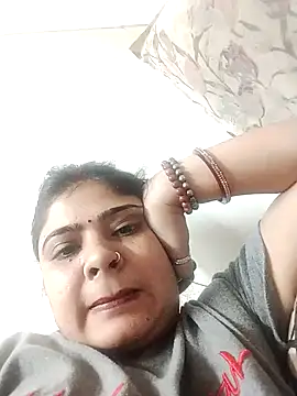 Snapshot of Husnpari20 chatting on January 15, 5:26 pm Husnpari20 online show from January 15, 5:26 pm