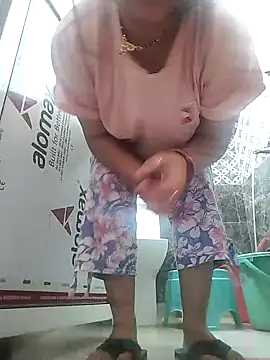 Snapshot of Husnpari20 chatting on January 22, 5:48 am Husnpari20 online show from January 22, 5:48 am