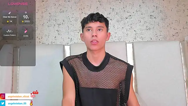 Snapshot of Angel_esteban_fx chatting on February 15, 3:52 am Angel esteban fx online show from February 15, 3:52 am