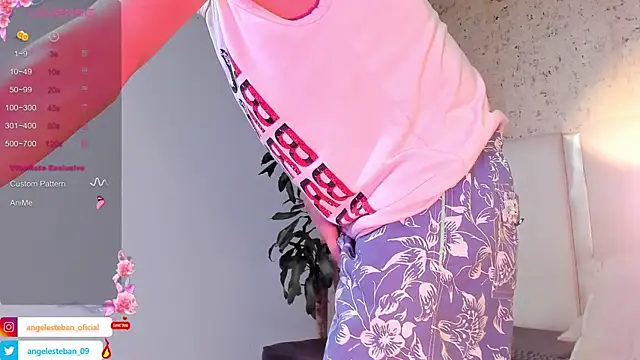 Snapshot of Angel_esteban_fx chatting on February 16, 6:43 am Angel esteban fx online show from February 16, 6:43 am