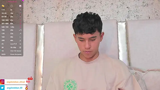 Snapshot of Angel_esteban_fx chatting on February 20, 9:55 am Angel esteban fx online show from February 20, 9:55 am