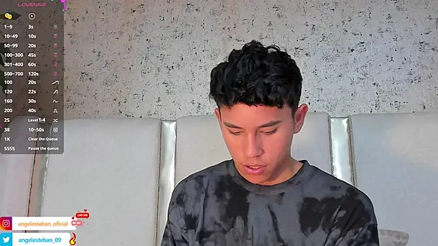 Snapshot of Angel_esteban_fx chatting on February 22, 7:12 am Angel esteban fx online show from February 22, 7:12 am