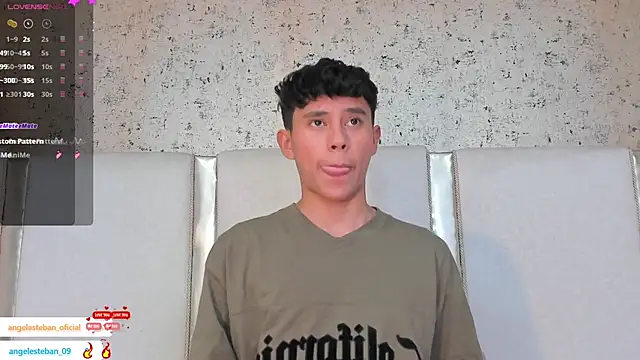 Snapshot of Angel_esteban_fx chatting on February 23, 6:49 am Angel esteban fx online show from February 23, 6:49 am