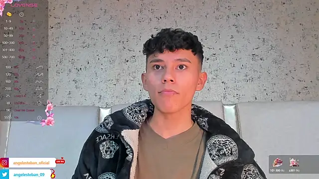 Snapshot of Angel_esteban_fx chatting on March 6, 7:03 am Angel esteban fx online show from March 6, 7:03 am