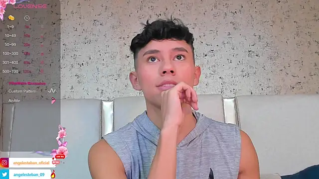 Snapshot of Angel_esteban_fx chatting on March 7, 3:51 am Angel esteban fx online show from March 7, 3:51 am