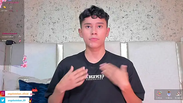 Snapshot of Angel_esteban_fx chatting on March 15, 3:51 am Angel esteban fx online show from March 15, 3:51 am