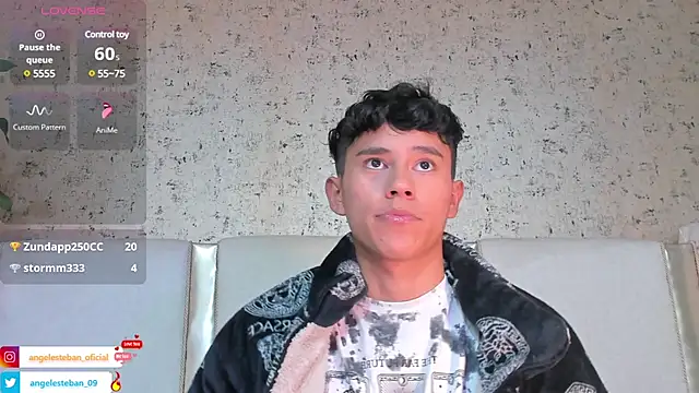 Snapshot of Angel_esteban_fx chatting on March 19, 10:00 am Angel esteban fx online show from March 19, 10:00 am