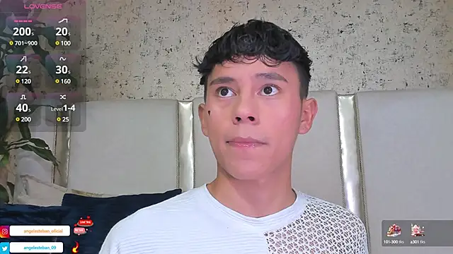 Snapshot of Angel_esteban_fx chatting on March 21, 3:44 am Angel esteban fx online show from March 21, 3:44 am