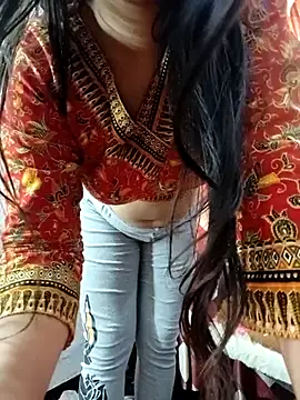 Snapshot of Anamika_24 chatting on January 4, 9:43 am Anamika 24 online show from January 4, 9:43 am