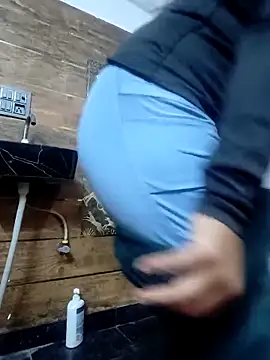 Snapshot of Anamika_24 chatting on November 21, 2:43 am Anamika 24 online show from November 21, 2:43 am