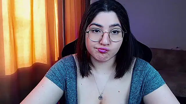Snapshot of Crazy_Bunya chatting on April 25, 1:36 pm Crazy Bunya online show from April 25, 1:36 pm