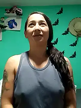 emilypoppy3 online show from January 28, 1:05 pm