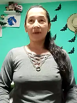 emilypoppy3 online show from February 20, 3:08 pm