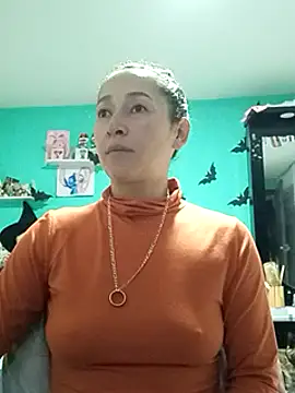 emilypoppy3 online show from March 5, 1:17 pm