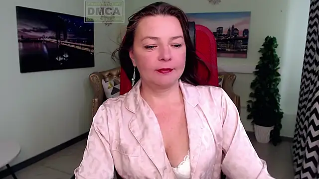 Snapshot of Lily_flower7 chatting on July 1, 5:53 am Lily flower7 online show from July 1, 5:53 am