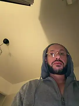 Guitccch online show from March 15, 1:11 am