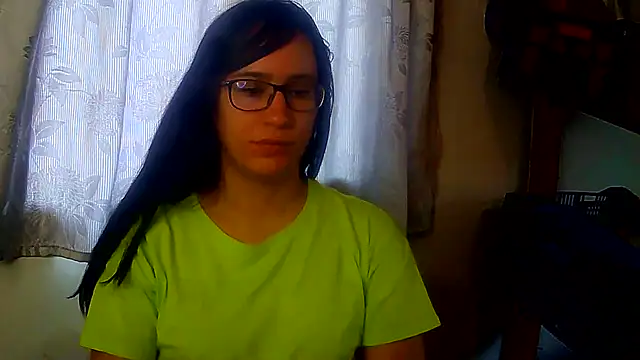 brittanycheeks online show from February 5, 4:25 pm