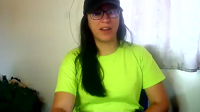 brittanycheeks online show from February 5, 7:31 pm