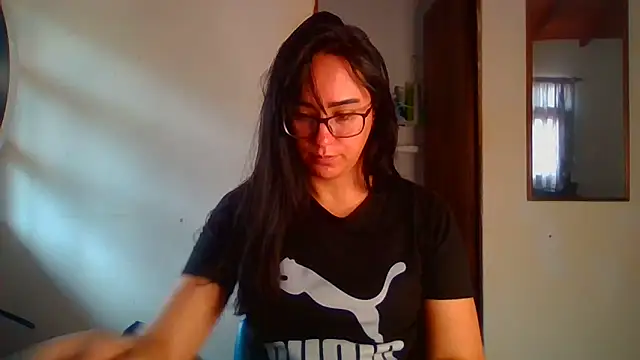 brittanycheeks online show from February 11, 6:01 pm