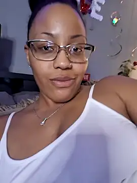 Snapshot of samone9 chatting on February 19, 3:50 am samone9 online show from February 19, 3:50 am