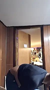 Snapshot of samone9 chatting on February 19, 11:57 pm samone9 online show from February 19, 11:57 pm