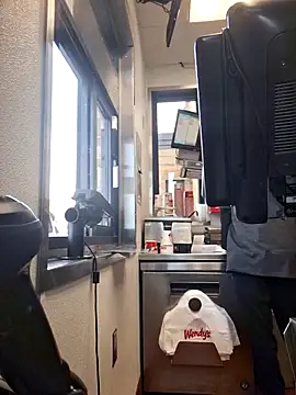 Snapshot of samone9 chatting on March 12, 7:28 pm samone9 online show from March 12, 7:28 pm