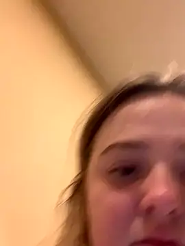 cammy2 online show from December 4, 2:59 pm