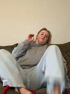 cammy2 online show from February 3, 8:03 pm