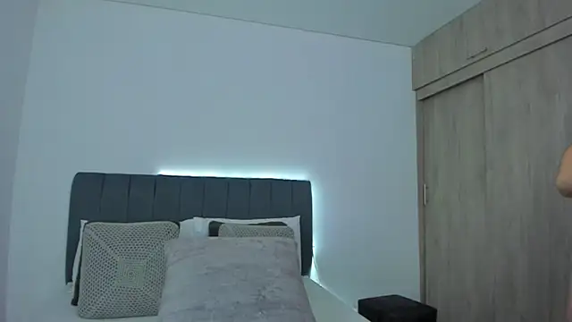 im sarah34 online show from May 14, 3:52 pm