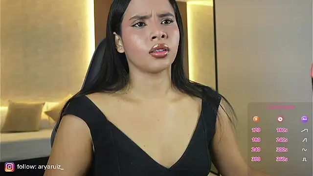 arya ruizz online show from November 19, 1:00 pm