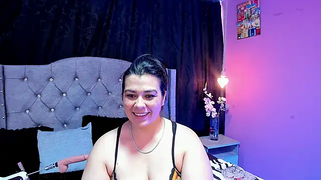 martina foxy  online show from February 26, 12:03 pm