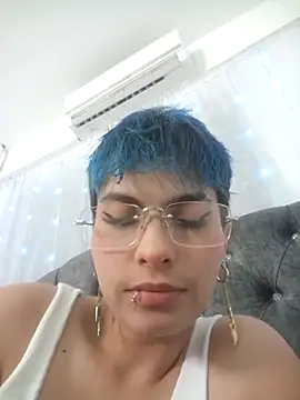 ivanna rivera online show from March 6, 8:05 pm