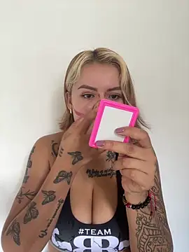 Snapshot of ivanna_rivera chatting on May 30, 2:03 pm ivanna rivera online show from May 30, 2:03 pm