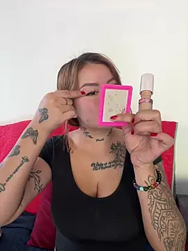Snapshot of ivanna_rivera chatting on August 2, 2:15 pm ivanna rivera online show from August 2, 2:15 pm