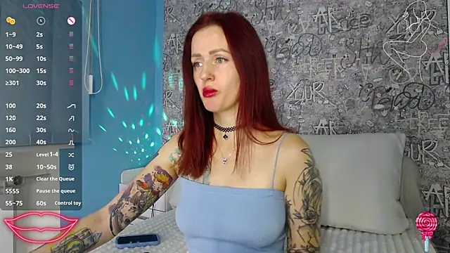 ElisaJane online show from January 10, 9:30 pm