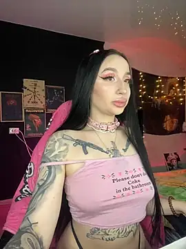 Molly  Moon online show from December 11, 5:32 am