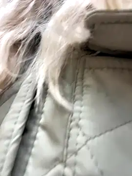 Snapshot of MerlinDave chatting on November 7, 1:27 am MerlinDave online show from November 7, 1:27 am