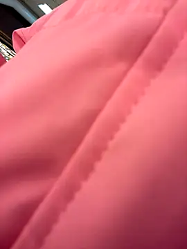 Snapshot of MerlinDave chatting on November 27, 1:40 am MerlinDave online show from November 27, 1:40 am