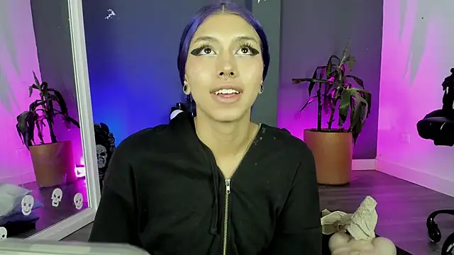 Raven Witch  online show from August 3, 5:27 pm