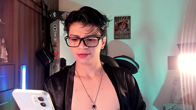 marckalexis online show from September 17, 12:07 pm