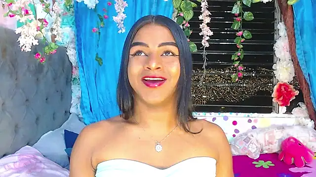 Snapshot of Karly_coffe chatting on September 14, 12:21 am Karly coffe online show from September 14, 12:21 am