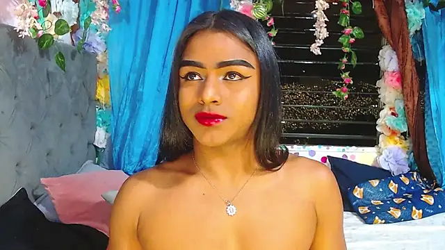 Snapshot of Karly_coffe chatting on November 12, 2:01 am Karly coffe online show from November 12, 2:01 am