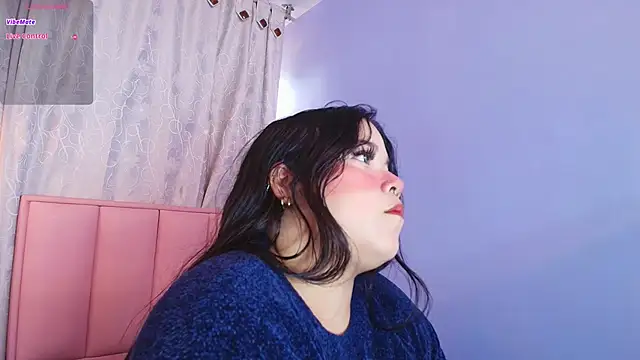 Snapshot of rose_barbara chatting on March 1, 3:27 pm rose barbara online show from March 1, 3:27 pm