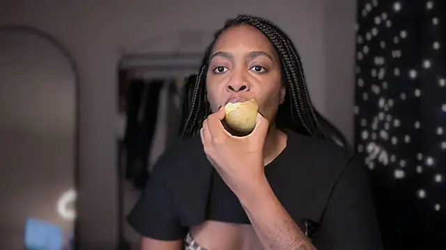 marisilva br online show from December 17, 9:32 pm