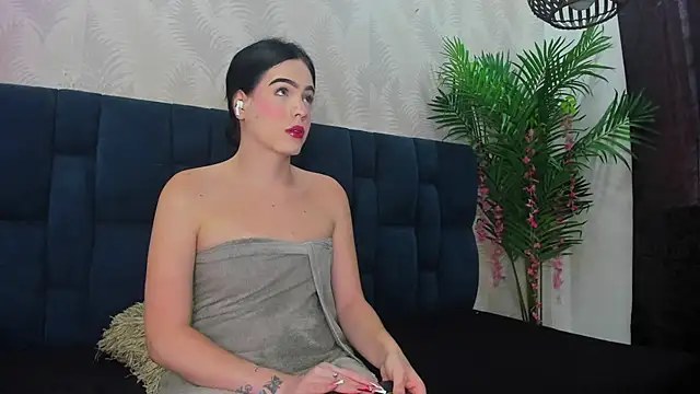 Ammy Connor1 online show from December 15, 8:35 pm