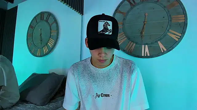 Mike 0233  online show from February 5, 7:29 am