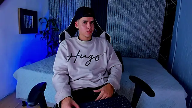 Mike 0233  online show from September 14, 4:22 am