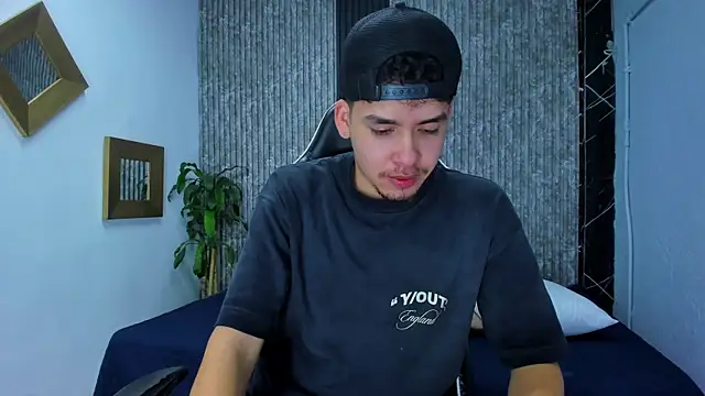 Mike 0233  online show from January 15, 5:01 am